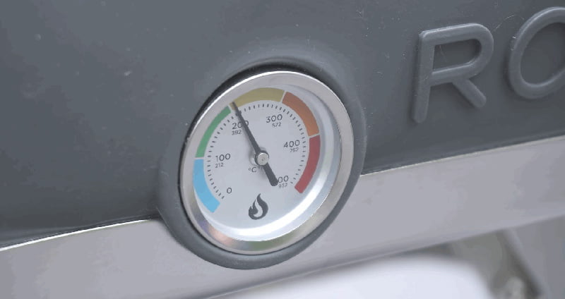 roccbox pizza oven review- built in thermometer