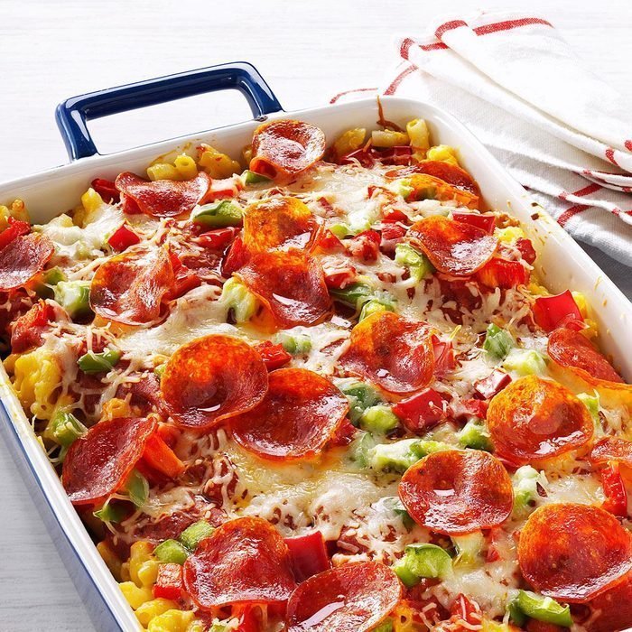 Pizza-Macaroni-Cheese_exps162286_TH132767A05_03_3bC_RMS-2