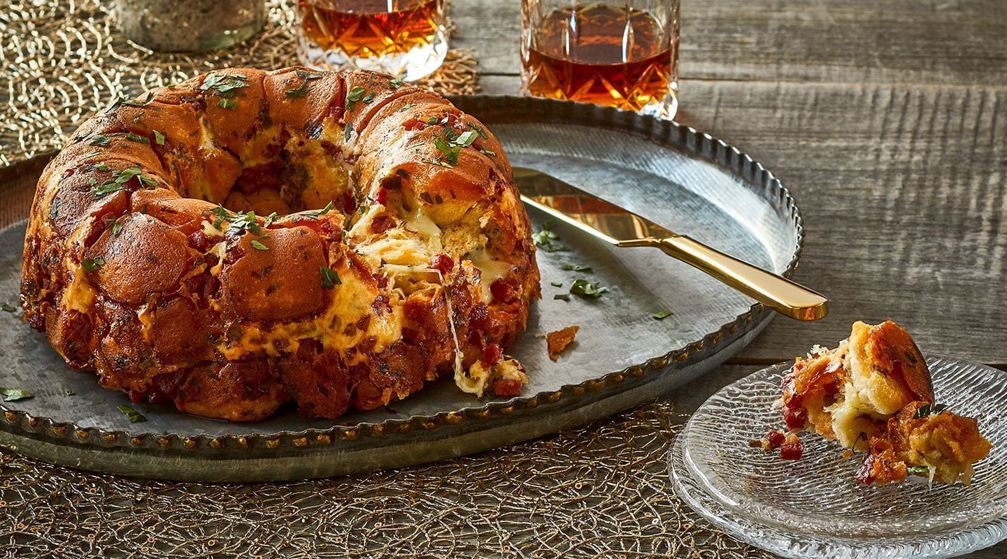 pepperoni-pizza-monkey-bread