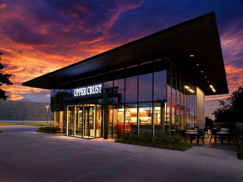 Upper-Crust_7_5aa37f28-5056-a36a-06933b2e2d5d1b7f