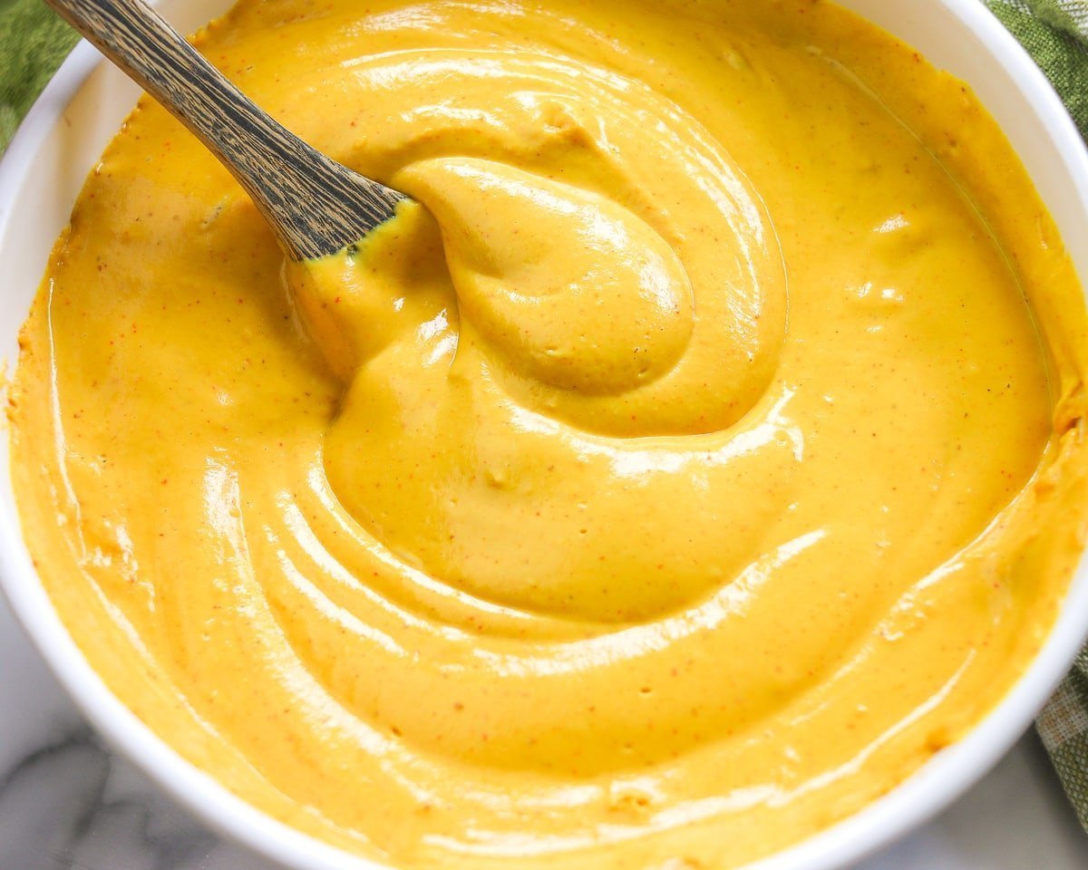 oil-free-vegan-cheese-sauce2